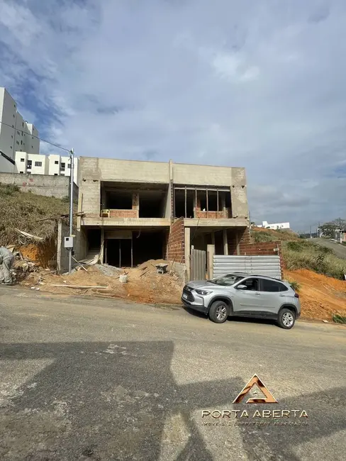 Casa com 3 quartos à venda e para alugar, 157m2 em Primavera, Timoteo - MG - imagem 1 Foto 1 de Casa com 3 quartos à venda e para alugar, 157m2 em Primavera, Timoteo - MG
