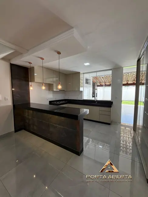 Casa com 3 quartos à venda, 163m2 em Santana Do Paraiso - MG - imagem 6 Foto 6 de Casa com 3 quartos à venda, 163m2 em Santana Do Paraiso - MG