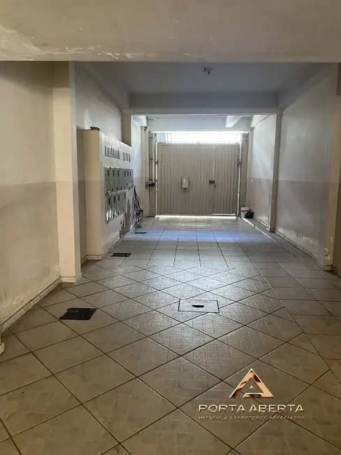 Apartamento com 3 quartos para alugar, 90m2 em Centro, Ipatinga - MG - imagem 6 Foto 6 de Apartamento com 3 quartos para alugar, 90m2 em Centro, Ipatinga - MG