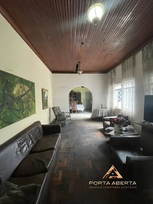 Casa com 4 quartos à venda, 400m2 em Horto, Ipatinga - MG - imagem 4 Foto 4 de Casa com 4 quartos à venda, 400m2 em Horto, Ipatinga - MG