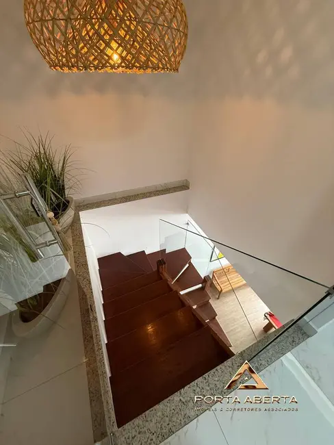 Foto 3 de Apartamento com 3 quartos à venda em Santana Do Paraiso - MG