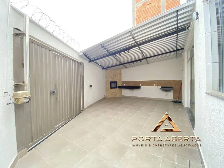 Casa com 2 quartos à venda e para alugar, 100m2 em Santana Do Paraiso - MG - imagem 1 Foto 1 de Casa com 2 quartos à venda e para alugar, 100m2 em Santana Do Paraiso - MG