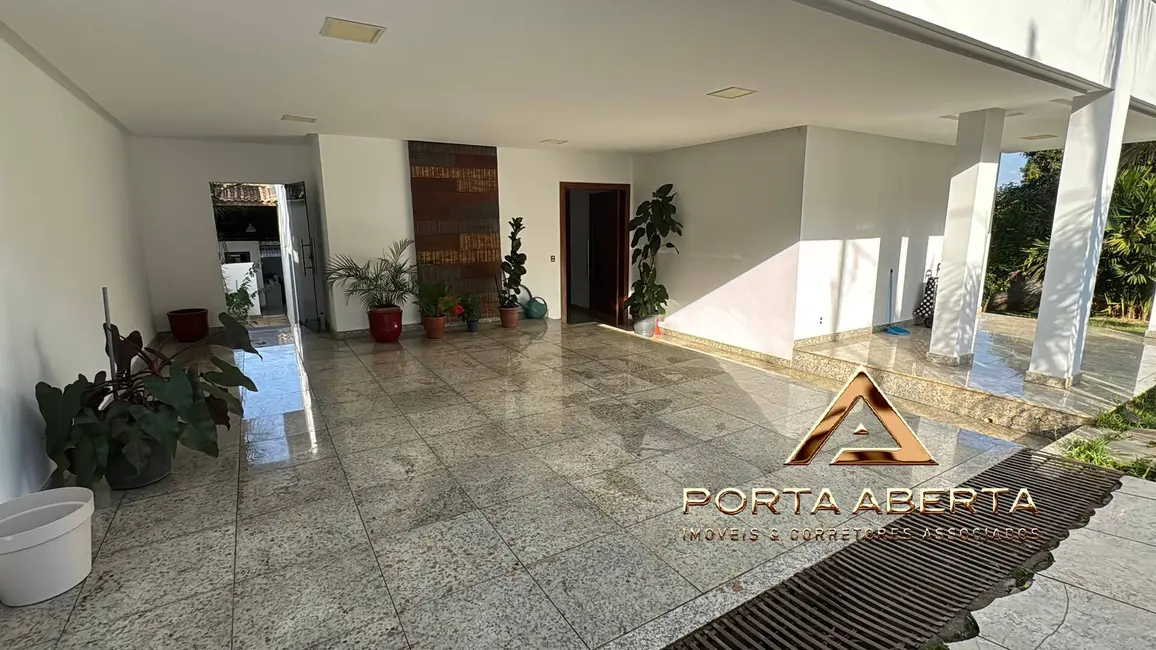 Chácara com 7 quartos à venda, 500m2 em Santana Do Paraiso - MG - imagem 6 Foto 6 de Chácara com 7 quartos à venda, 500m2 em Santana Do Paraiso - MG