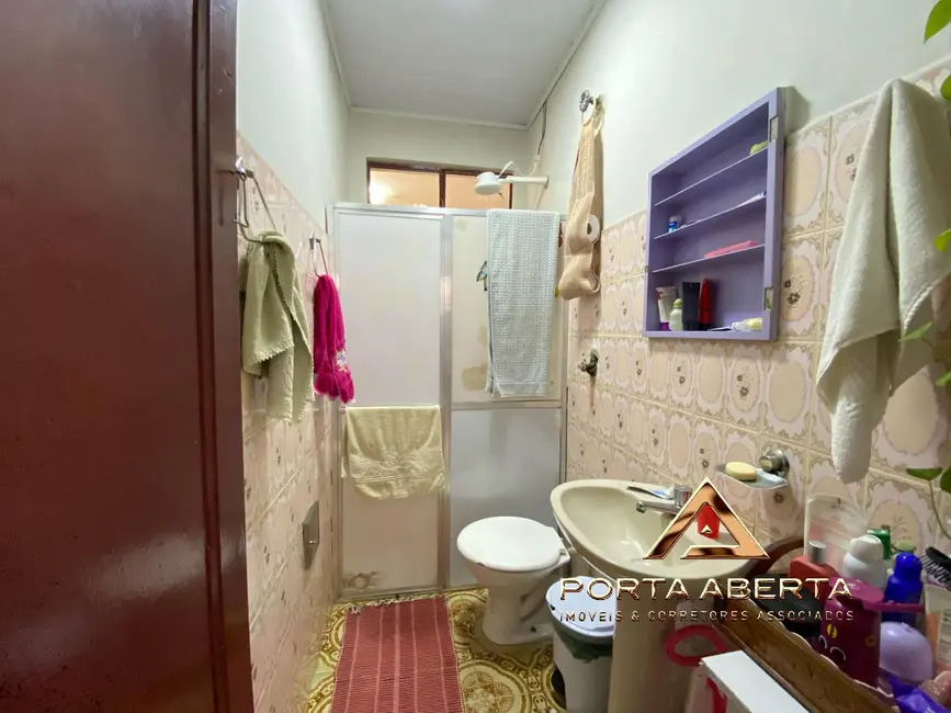 Casa com 3 quartos à venda, 342m2 em Bom Retiro, Ipatinga - MG - imagem 9 Foto 9 de Casa com 3 quartos à venda, 342m2 em Bom Retiro, Ipatinga - MG