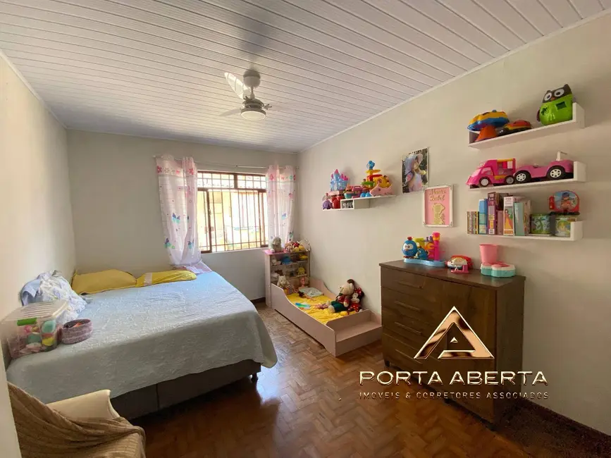 Casa com 3 quartos à venda, 342m2 em Bom Retiro, Ipatinga - MG - imagem 8 Foto 8 de Casa com 3 quartos à venda, 342m2 em Bom Retiro, Ipatinga - MG