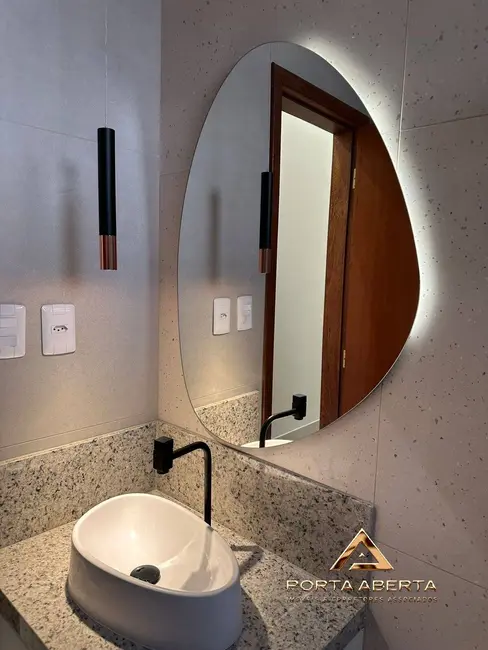 Apartamento com 2 quartos à venda, 80m2 em Veneza, Ipatinga - MG - imagem 3 Foto 3 de Apartamento com 2 quartos à venda, 80m2 em Veneza, Ipatinga - MG