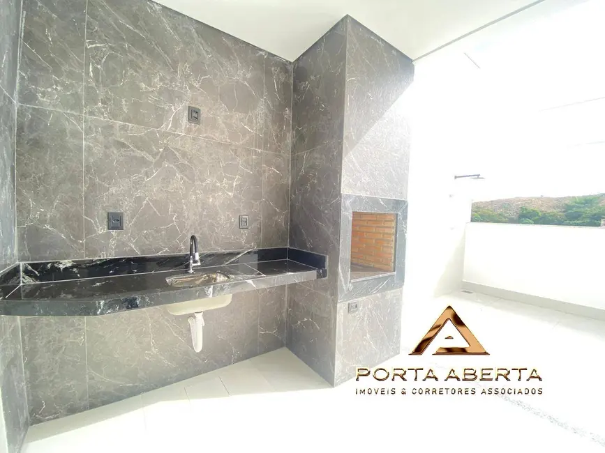 Cobertura com 4 quartos à venda, 220m2 em Veneza, Ipatinga - MG - imagem 7 Foto 7 de Cobertura com 4 quartos à venda, 220m2 em Veneza, Ipatinga - MG