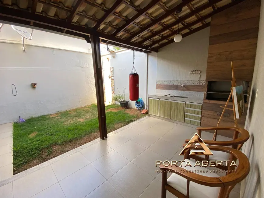 Casa com 3 quartos à venda, 208m2 em Vila Celeste, Ipatinga - MG - imagem 9 Foto 9 de Casa com 3 quartos à venda, 208m2 em Vila Celeste, Ipatinga - MG