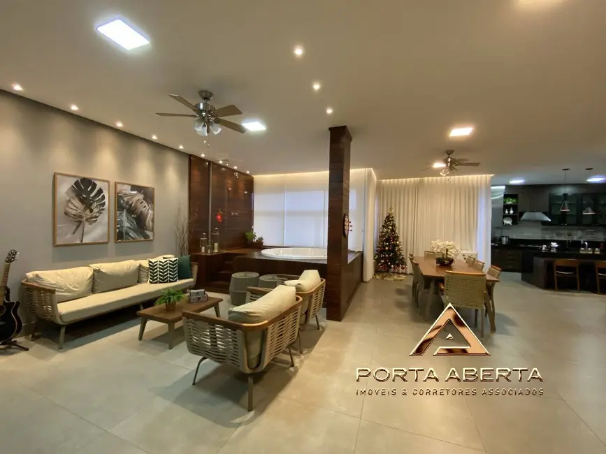 Foto 1 de Cobertura com 4 quartos à venda, 282m2 em Iguaçu, Ipatinga - MG