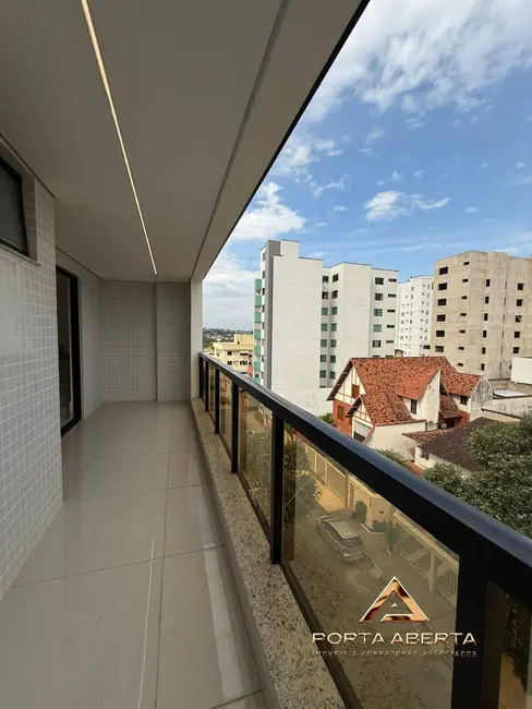 Foto 9 de Apartamento com 4 quartos à venda, 210m2 em Iguaçu, Ipatinga - MG
