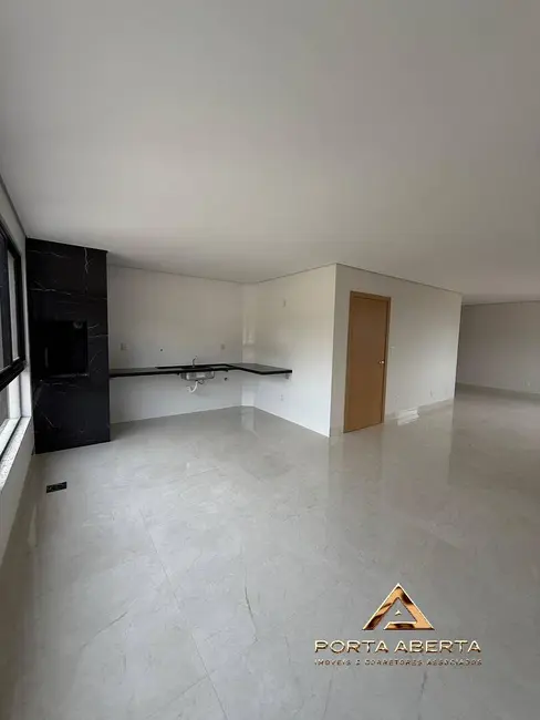 Foto 3 de Apartamento com 3 quartos à venda, 100m2 em Veneza, Ipatinga - MG