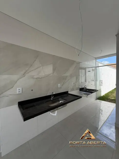 Foto 7 de Casa com 3 quartos à venda, 100m2 em Santana Do Paraiso - MG