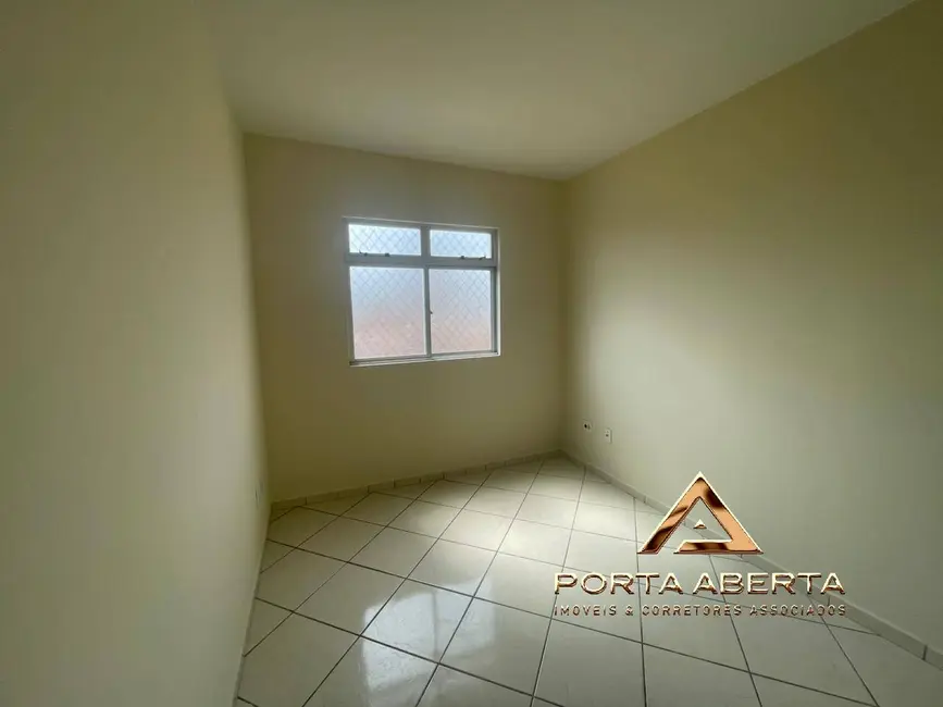 Apartamento com 3 quartos para alugar, 75m2 em Iguaçu, Ipatinga - MG - imagem 8 Foto 8 de Apartamento com 3 quartos para alugar, 75m2 em Iguaçu, Ipatinga - MG
