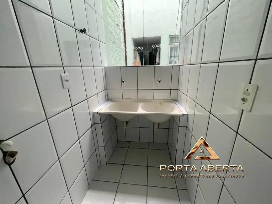 Apartamento com 3 quartos para alugar, 75m2 em Iguaçu, Ipatinga - MG - imagem 4 Foto 4 de Apartamento com 3 quartos para alugar, 75m2 em Iguaçu, Ipatinga - MG