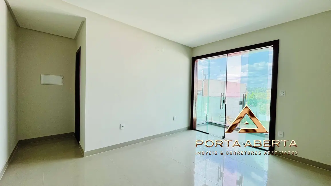 Foto 8 de Casa com 3 quartos à venda, 130m2 em Santana Do Paraiso - MG