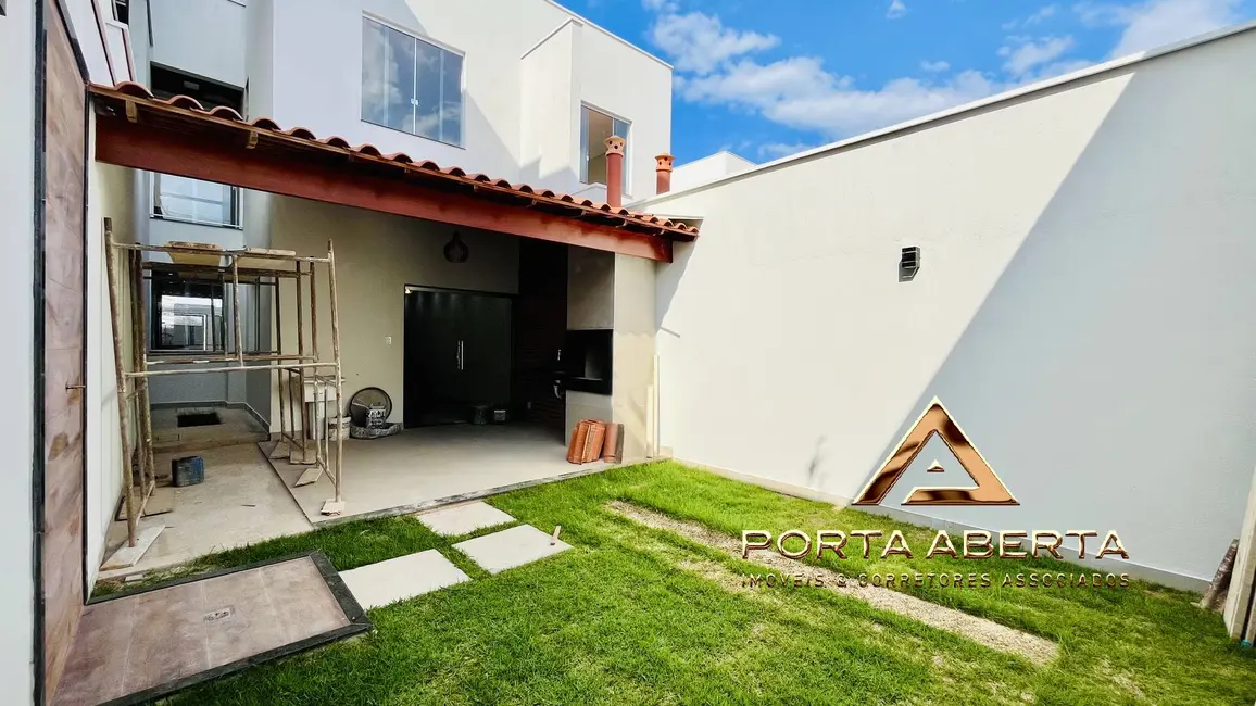 Foto 4 de Casa com 3 quartos à venda, 130m2 em Santana Do Paraiso - MG