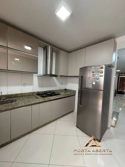 Foto 7 de Casa com 2 quartos à venda, 76m2 em Santana Do Paraiso - MG