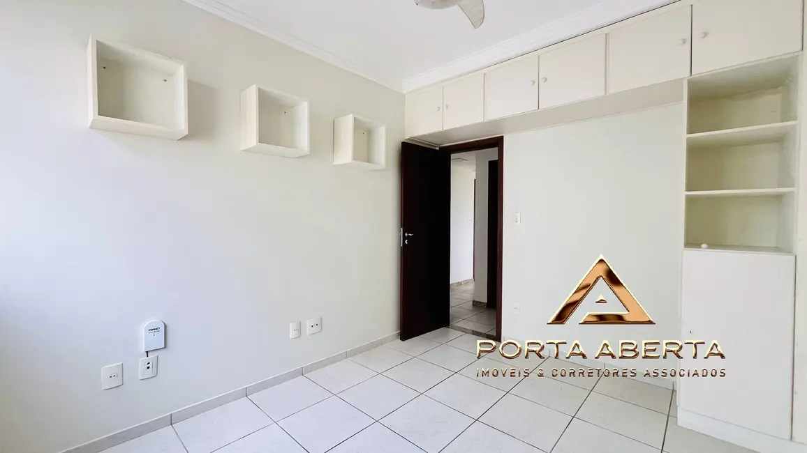 Foto 4 de Apartamento com 4 quartos à venda, 110m2 em Iguaçu, Ipatinga - MG