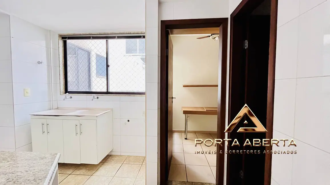 Foto 3 de Apartamento com 4 quartos à venda, 110m2 em Iguaçu, Ipatinga - MG