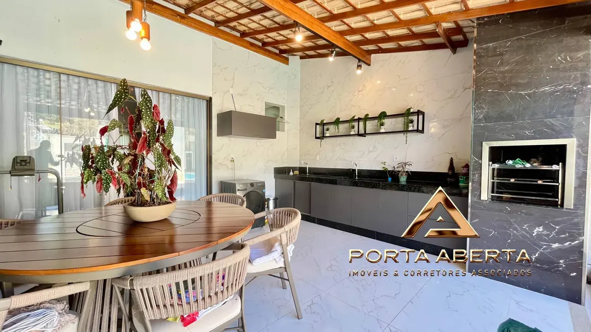 Foto 6 de Casa com 3 quartos à venda, 135m2 em Santana Do Paraiso - MG