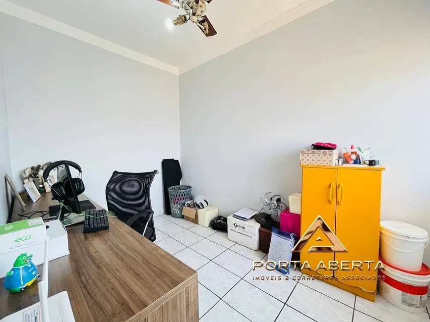 Casa com 3 quartos à venda, 135m2 em Caravelas, Ipatinga - MG - imagem 5 Foto 5 de Casa com 3 quartos à venda, 135m2 em Caravelas, Ipatinga - MG