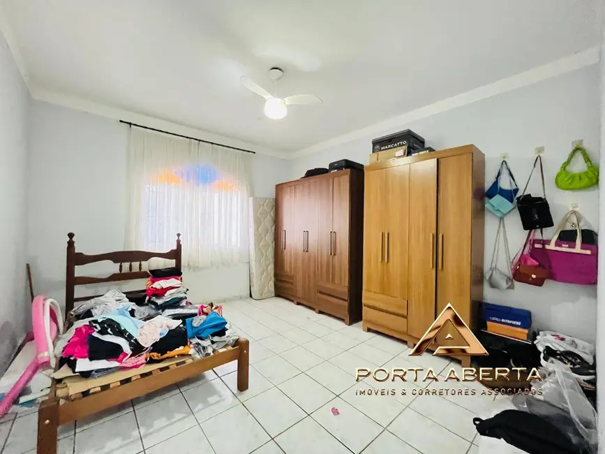 Casa com 3 quartos à venda, 135m2 em Caravelas, Ipatinga - MG - imagem 7 Foto 7 de Casa com 3 quartos à venda, 135m2 em Caravelas, Ipatinga - MG