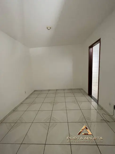Foto 2 de Apartamento com 1 quarto à venda e para alugar, 23m2 em Quitandinha, Timoteo - MG
