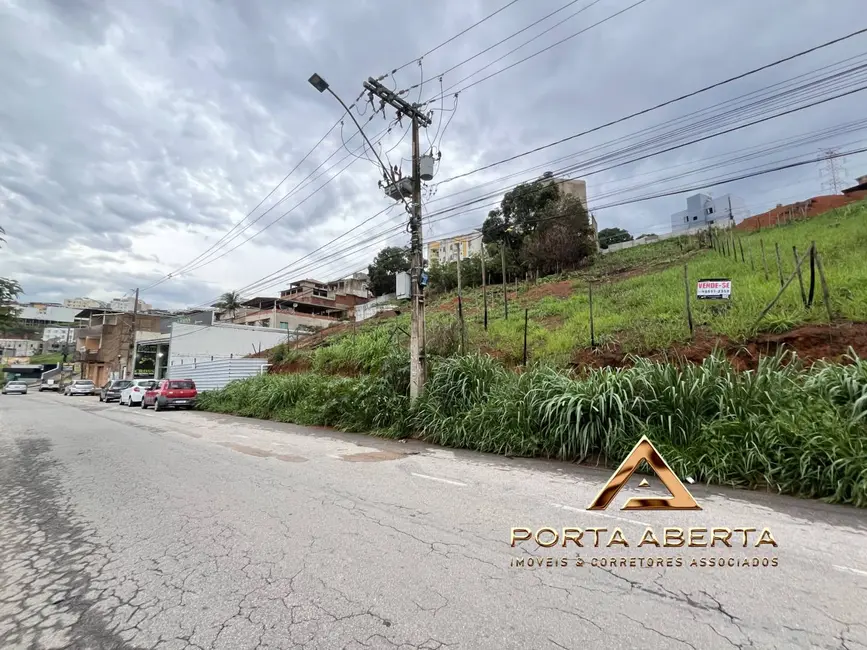 Foto 1 de Terreno / Lote à venda, 397m2 em Santana Do Paraiso - MG