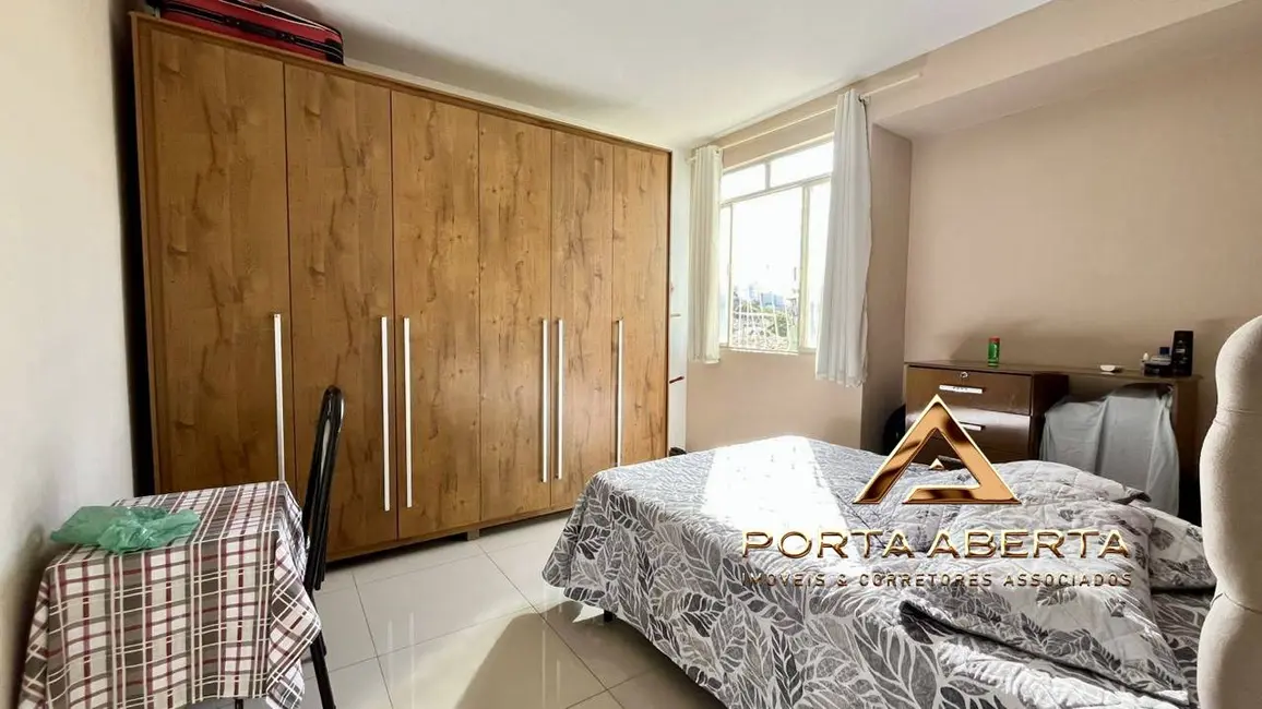 Foto 6 de Apartamento com 4 quartos à venda, 110m2 em Iguaçu, Ipatinga - MG