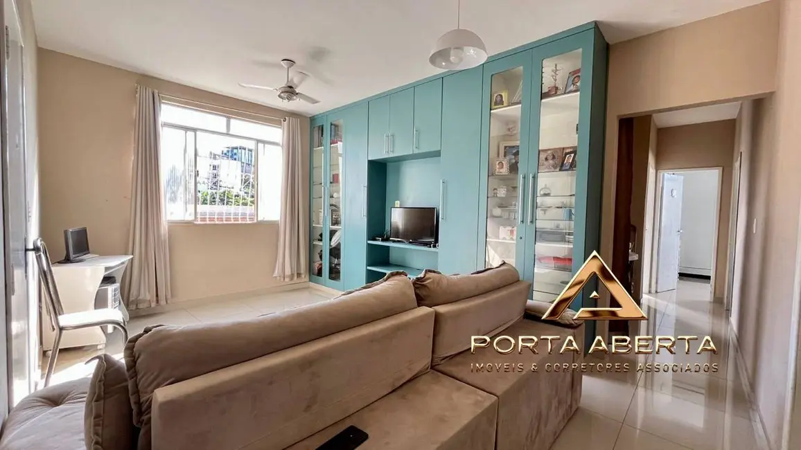 Foto 3 de Apartamento com 4 quartos à venda, 110m2 em Iguaçu, Ipatinga - MG