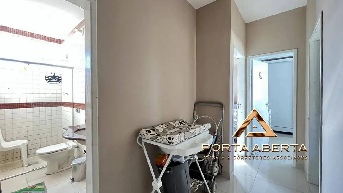 Foto 5 de Apartamento com 4 quartos à venda, 110m2 em Iguaçu, Ipatinga - MG