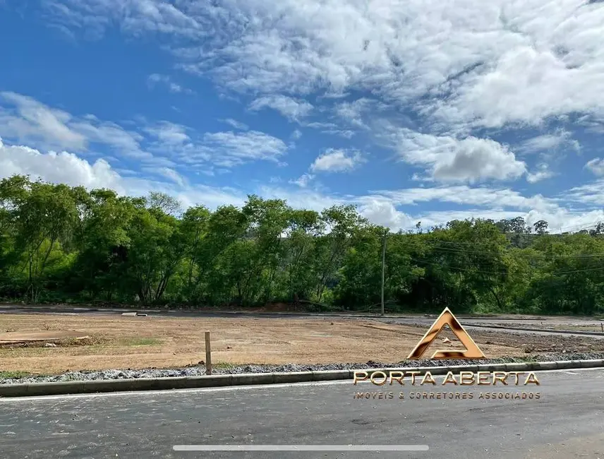 Foto 1 de Terreno / Lote à venda, 189m2 em Vila Ipanema, Ipatinga - MG