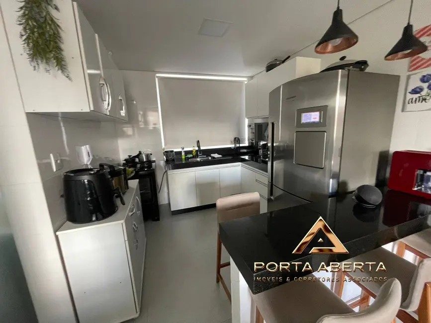 Foto 4 de Apartamento com 3 quartos à venda, 95m2 em Bom Retiro, Ipatinga - MG