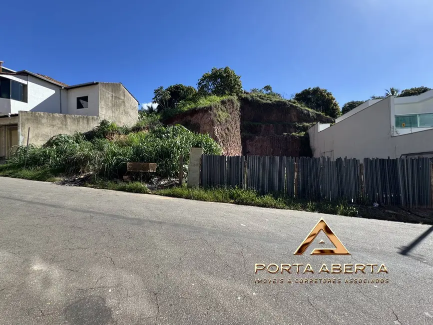 Foto 1 de Terreno / Lote à venda, 300m2 em Santana Do Paraiso - MG