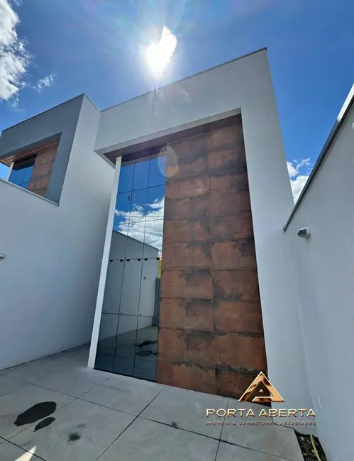 Foto 4 de Casa com 3 quartos à venda, 147m2 em Belvedere, Coronel Fabriciano - MG