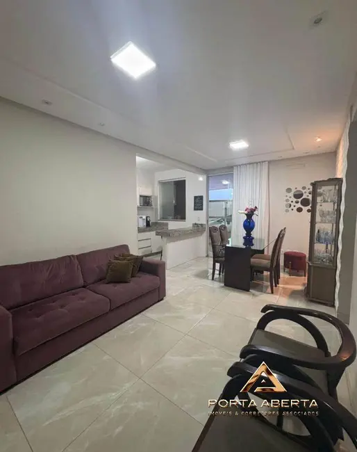 Foto 6 de Apartamento com 3 quartos à venda, 97m2 em Ipatinga - MG