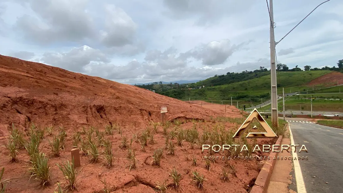 Foto 1 de Terreno / Lote à venda, 240m2 em Santana Do Paraiso - MG