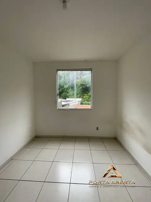 Foto 5 de Apartamento com 2 quartos para alugar em Caladinho, Coronel Fabriciano - MG