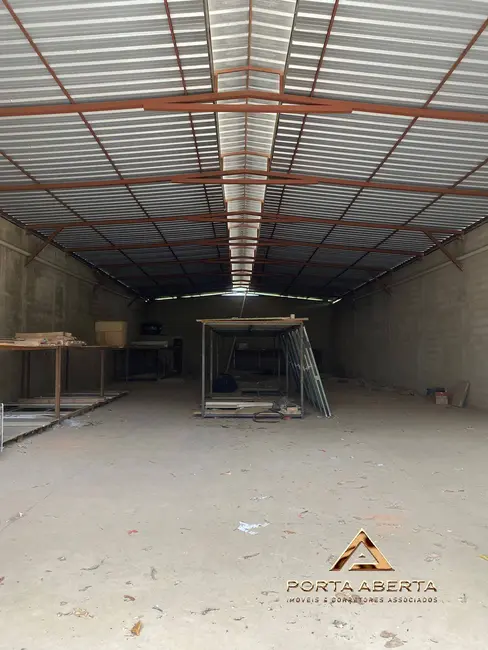 Foto 3 de Armazém / Galpão para alugar, 360m2 em Santana Do Paraiso - MG