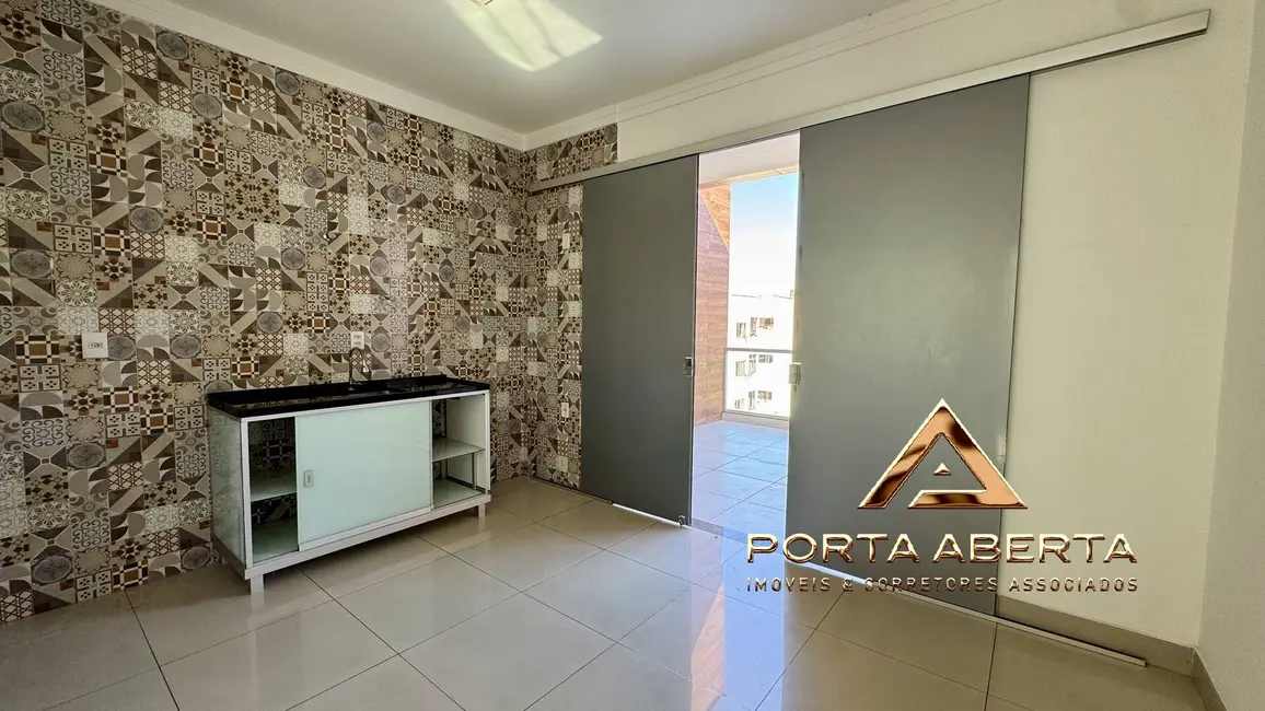 Foto 5 de Cobertura com 2 quartos à venda, 120m2 em Santana Do Paraiso - MG