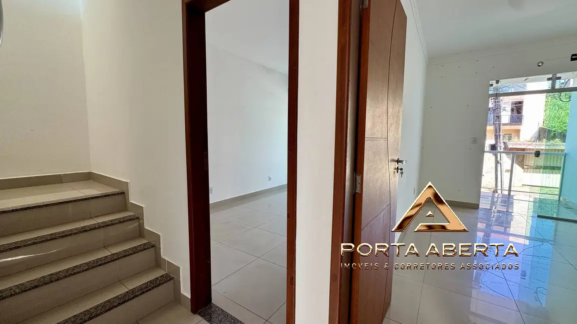 Foto 6 de Cobertura com 2 quartos à venda, 120m2 em Santana Do Paraiso - MG