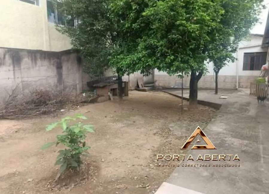 Foto 4 de Casa com 4 quartos à venda, 415m2 em Cariru, Ipatinga - MG