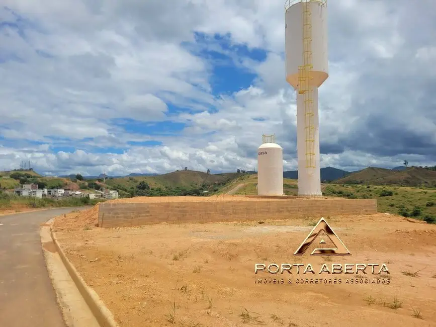 Foto 1 de Terreno / Lote à venda, 458m2 em Santana Do Paraiso - MG