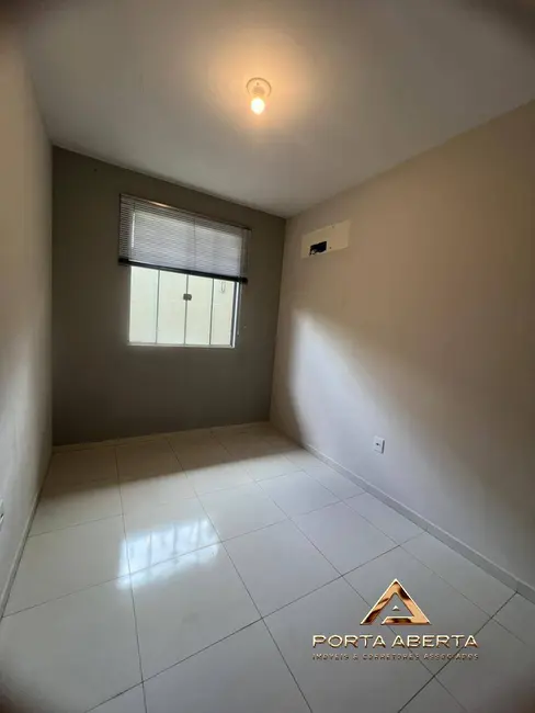 Foto 7 de Casa com 3 quartos à venda, 100m2 em Santana Do Paraiso - MG