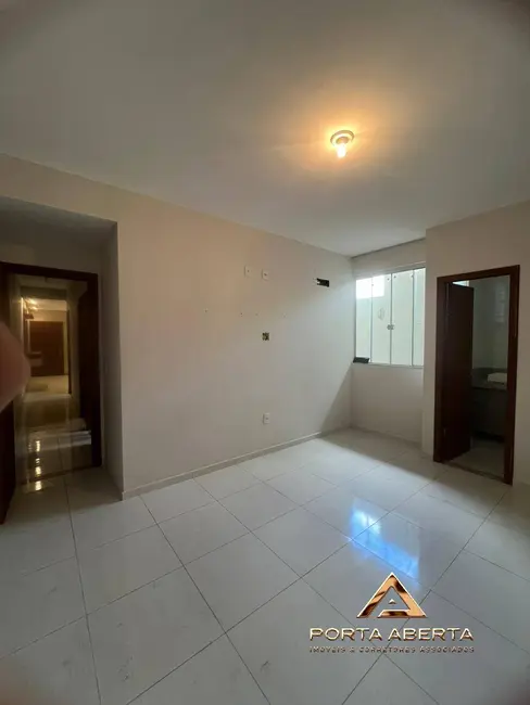 Foto 9 de Casa com 3 quartos à venda, 100m2 em Santana Do Paraiso - MG