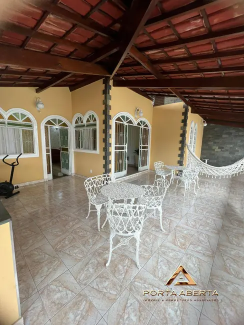 Foto 2 de Casa com 3 quartos à venda, 212m2 em Ideal, Ipatinga - MG