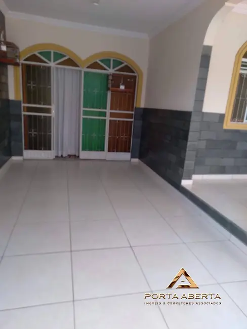 Foto 1 de Casa com 3 quartos à venda, 213m2 em Ideal, Ipatinga - MG