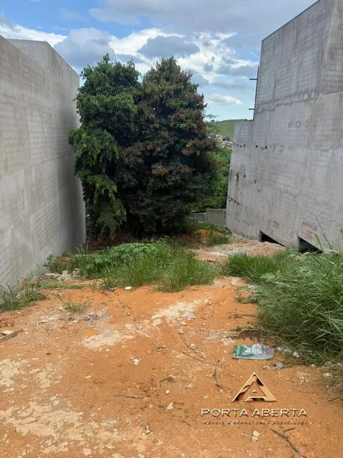 Terreno / Lote à venda, 314m2 em Santana Do Paraiso - MG - imagem 2 Foto 2 de Terreno / Lote à venda, 314m2 em Santana Do Paraiso - MG