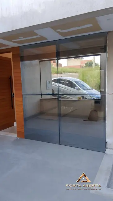 Foto 5 de Casa à venda, 147m2 em Santana Do Paraiso - MG