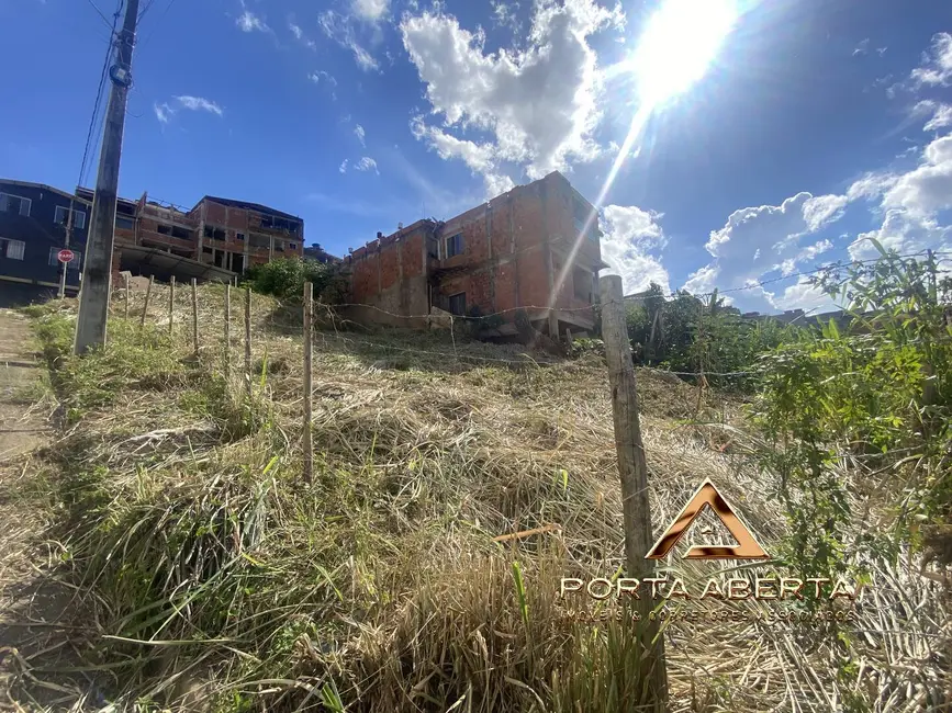 Terreno / Lote à venda, 360m2 em Santana Do Paraiso - MG - imagem 2 Foto 2 de Terreno / Lote à venda, 360m2 em Santana Do Paraiso - MG